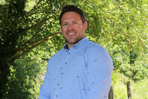 Tom Cowan