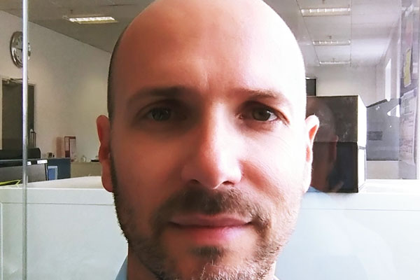 AV