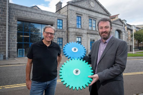 Bryan Snelling, CEO of Aberdeen Science Centre and Matthias Rudloff, project manager at Huttinger Interactive Exhibitions
