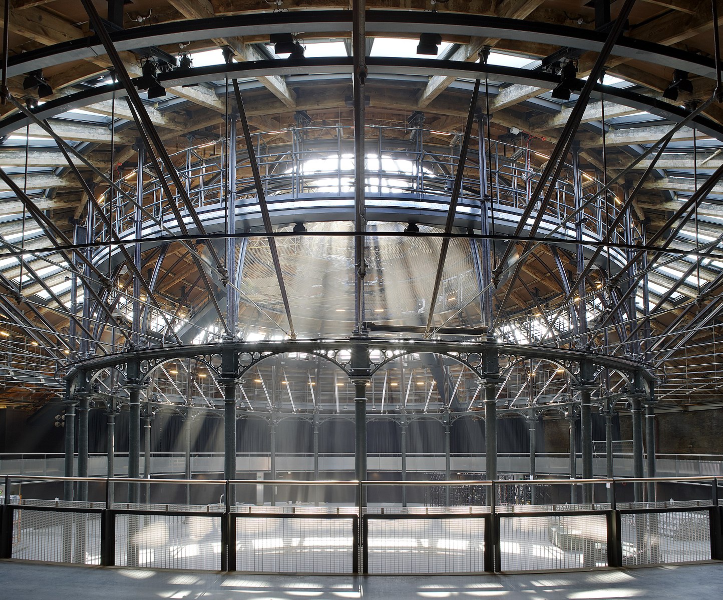 https://commons.wikimedia.org/wiki/File:The_Roundhouse_Theatre_by_John_McAslan_%2B_Partners.jpg