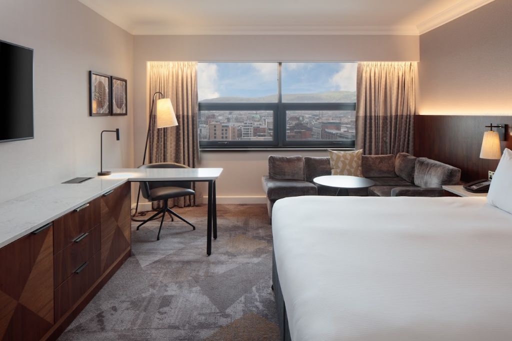 Hilton Belfast room