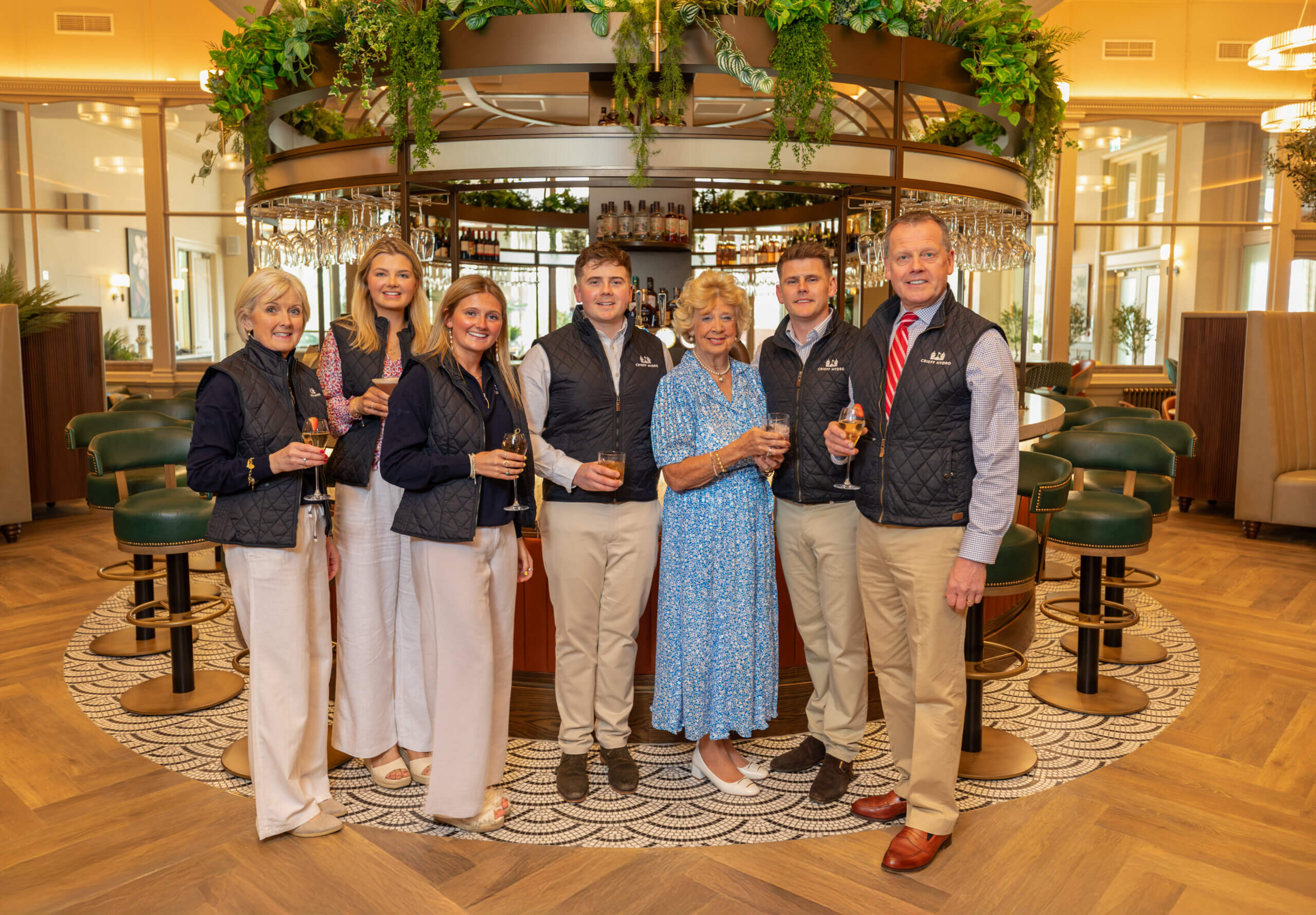 The Leckie Family (L-R - Fiona Leckie, Sarah Leckie, Louisa Leckie, Charlie Leckie, Janet Leckie, Richard Leckie, Stephen Leckie)