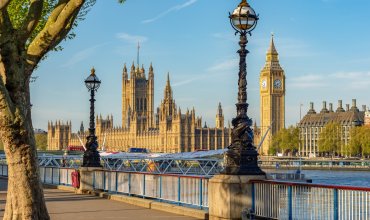 Houses of Parliament and Big Ben seen from Queen's Walk, London, UK