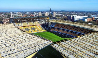 Wolverhampton Wanderers Molineux - Lead Image