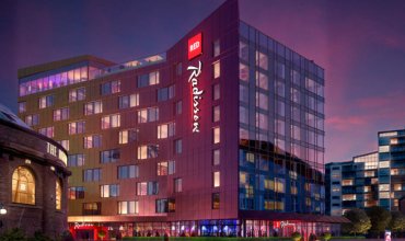 radisson red